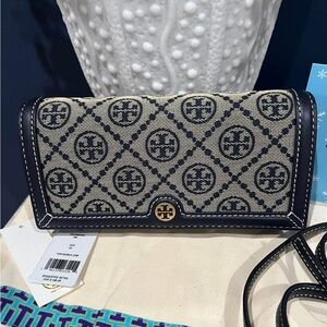 Tory Burch wallet on a chain navy signature Crossbody Bag